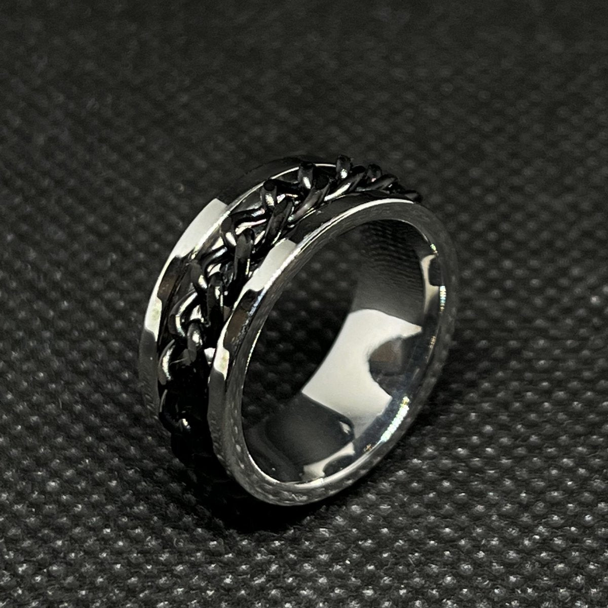 Outlaw Ring